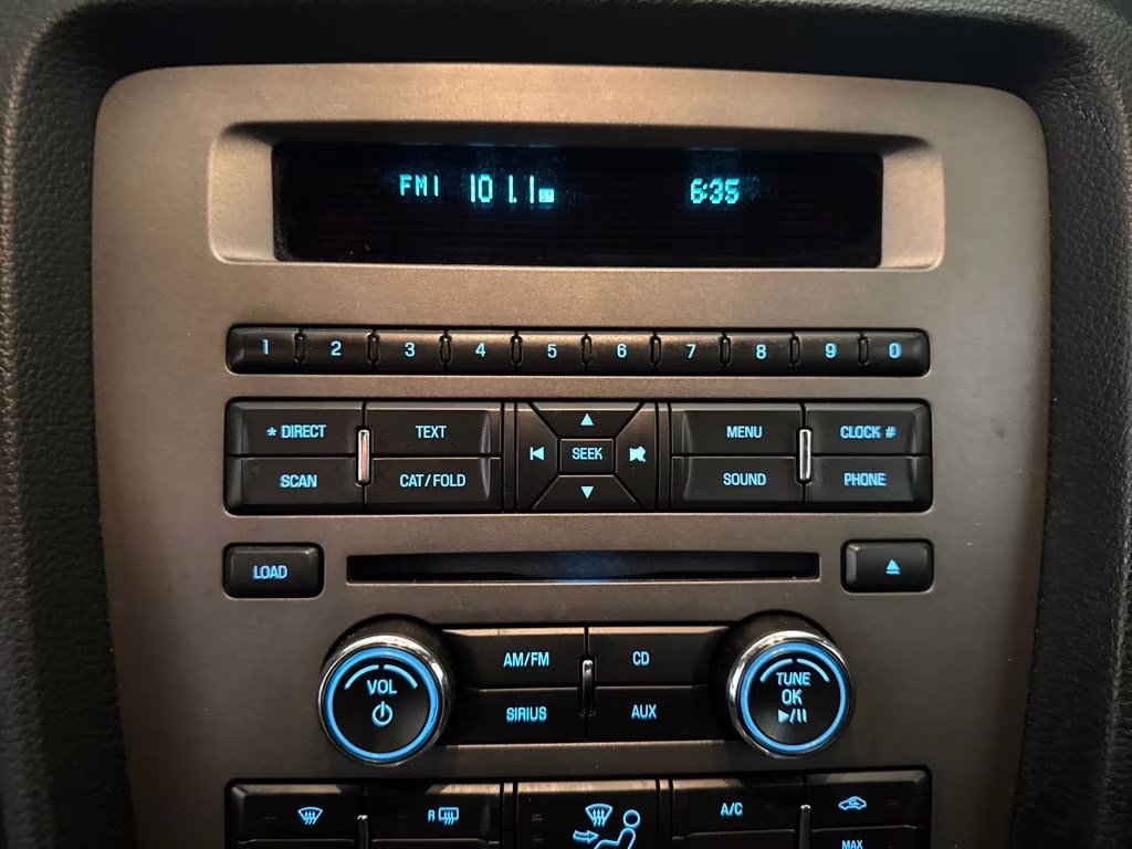 2012 Ingot Silver Metallic Ford Mustang V6 RWD Coupe