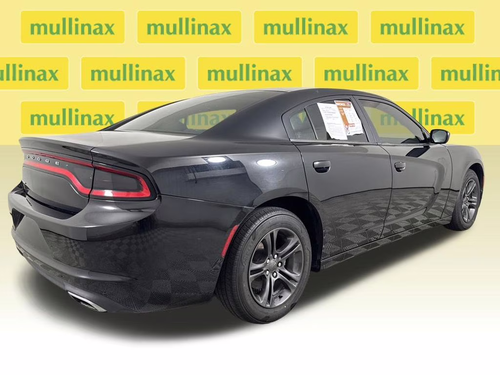 2017 Pitch Black Clearcoat Dodge Charger SE RWD Sedan