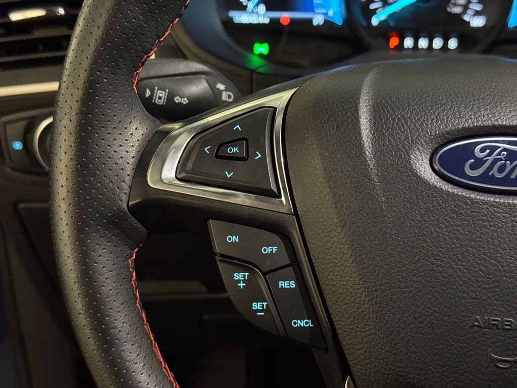 2024 Atlas Blue Metallic Ford Edge ST Line AWD SUV