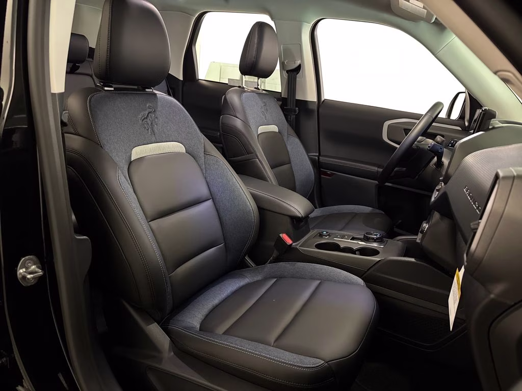 2025 Shadow Black Ford Bronco Sport Outer Banks 4X4 SUV
