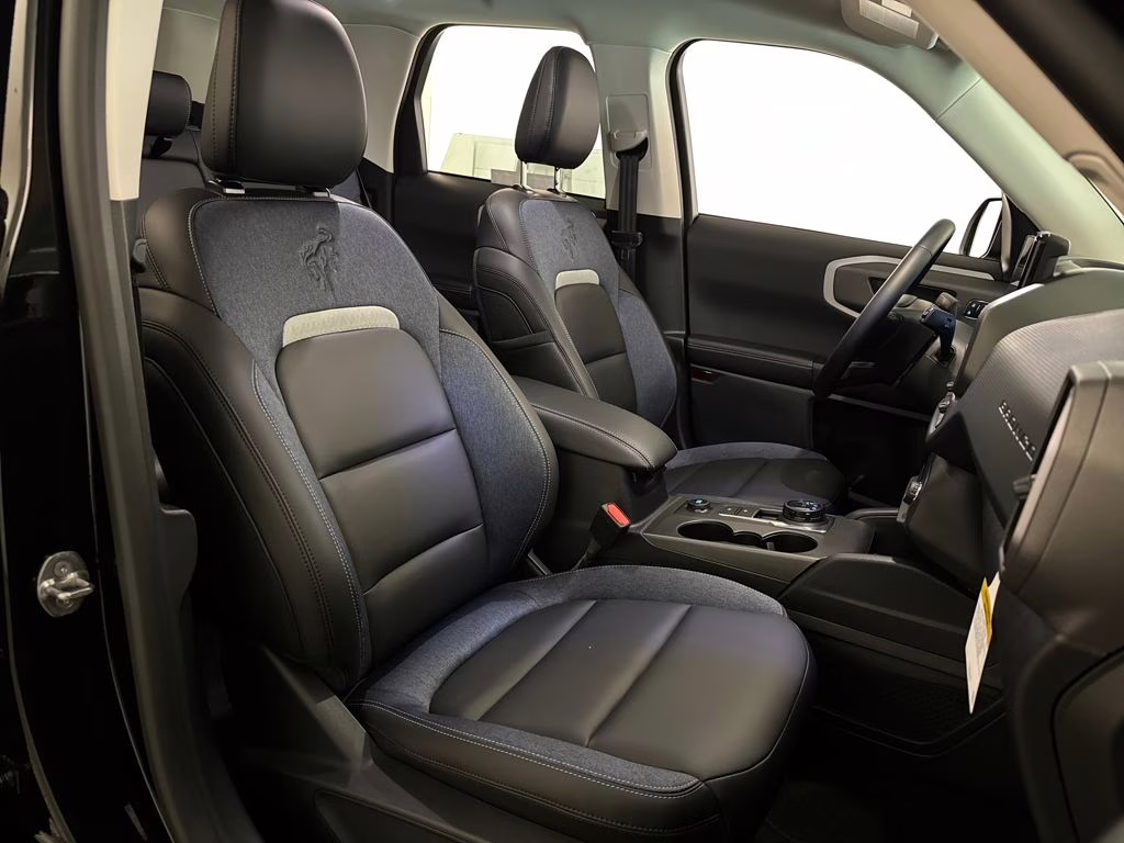 2025 Shadow Black Ford Bronco Sport Outer Banks 4X4 SUV