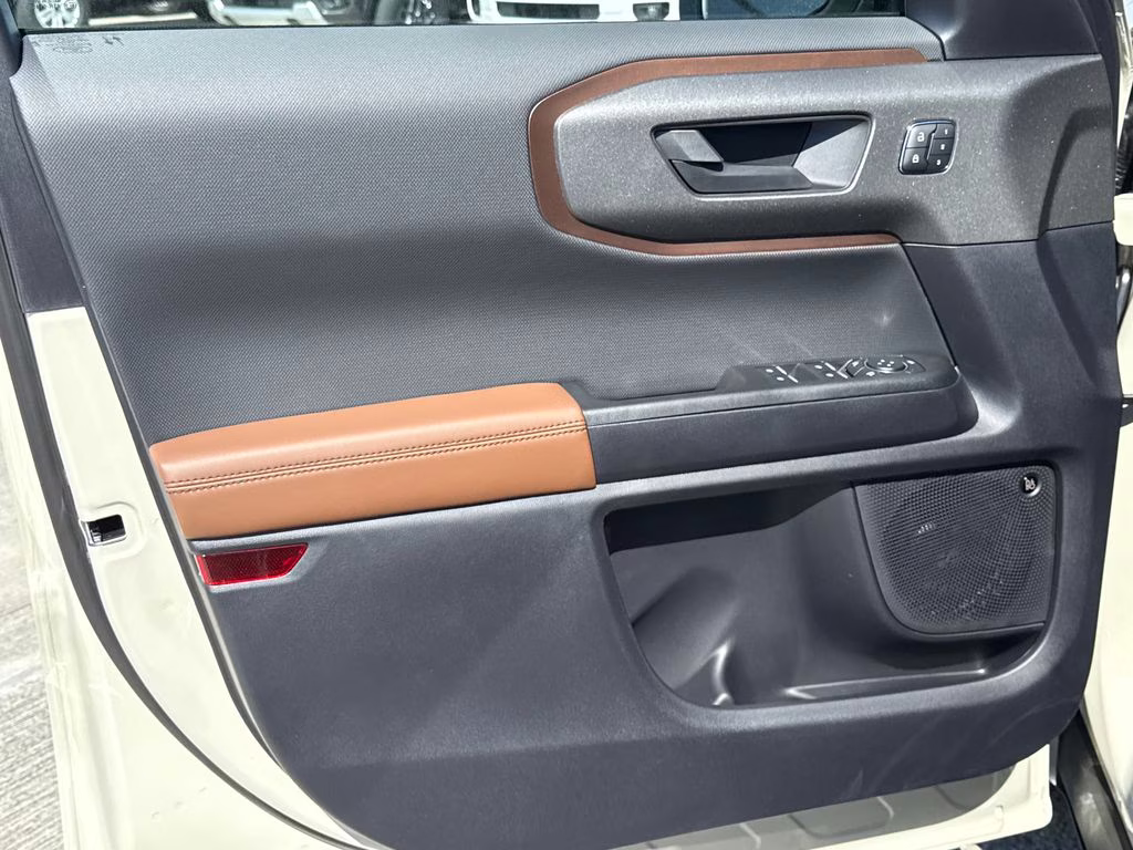 2025 Desert Sand Ford Bronco Sport Outer Banks 4X4 SUV