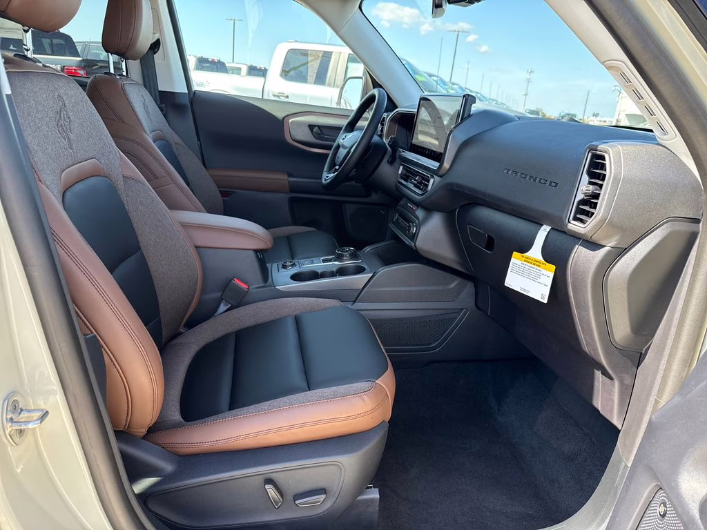 2025 Desert Sand Ford Bronco Sport Outer Banks 4X4 SUV