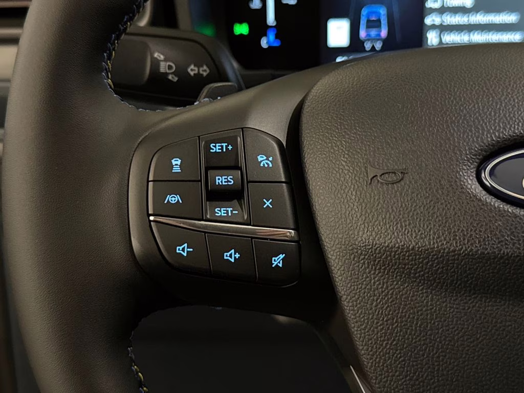 2025 Oxford White Ford Maverick LOBO AWD Truck