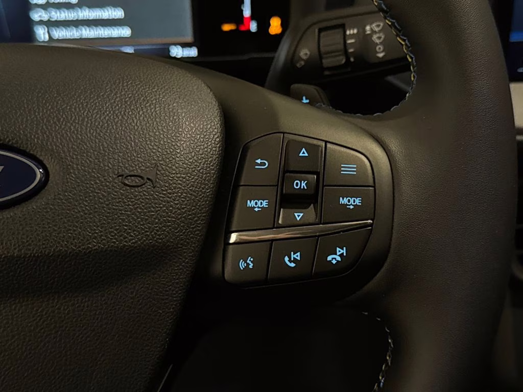 2025 Oxford White Ford Maverick LOBO AWD Truck