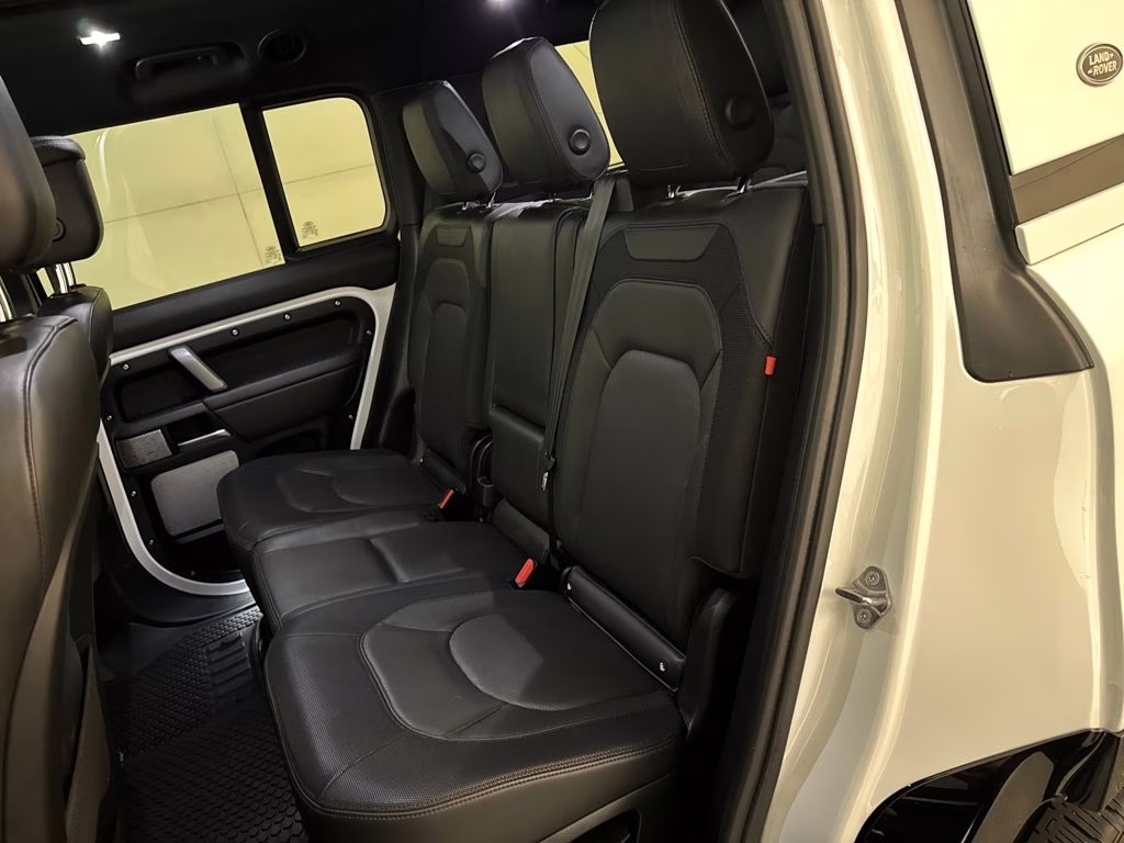 2024 Fuji White Land Rover Defender 130 X-Dynamic SE AWD SUV