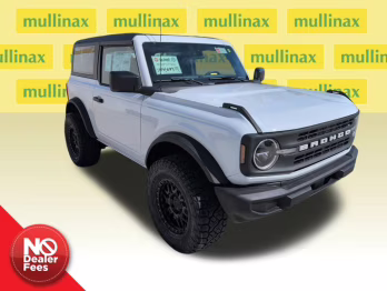 2025 Oxford White Ford Bronco Base 4X4 SUV
