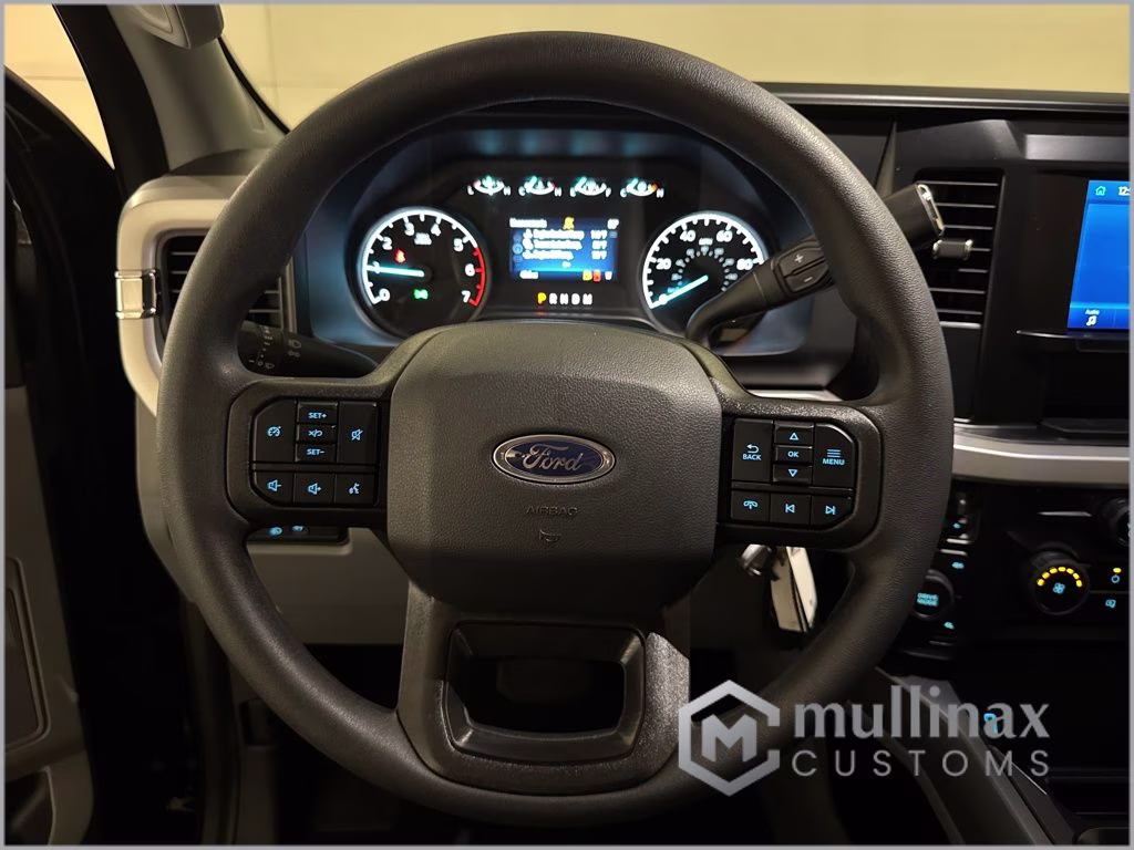 2026 Black Metallic Ford Super Duty F-250 SRW XLT 4X4 Truck