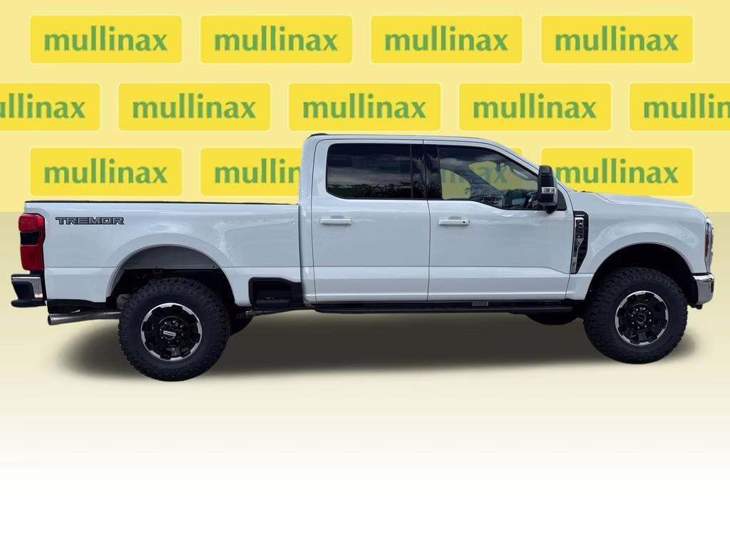 2026 Oxford White Ford Super Duty F-250 SRW Lariat 4X4 Truck