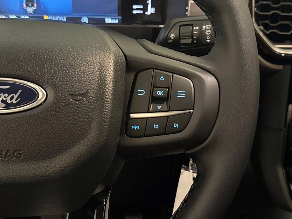 2025 Oxford White Ford Ranger XLT RWD Truck