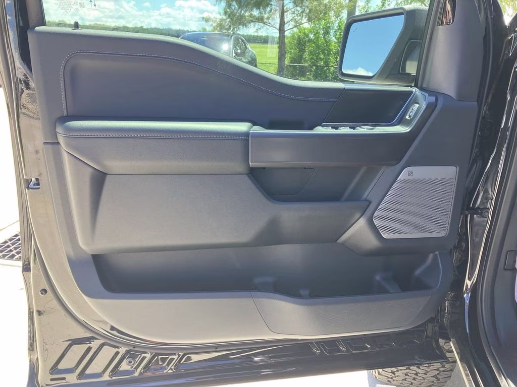 2024 Agate Black Metallic Ford F-150 XLT BLACKWIDOW 4X4 Truck