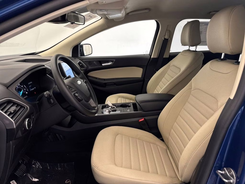 2024 Atlas Blue Metallic Ford Edge SE AWD SUV