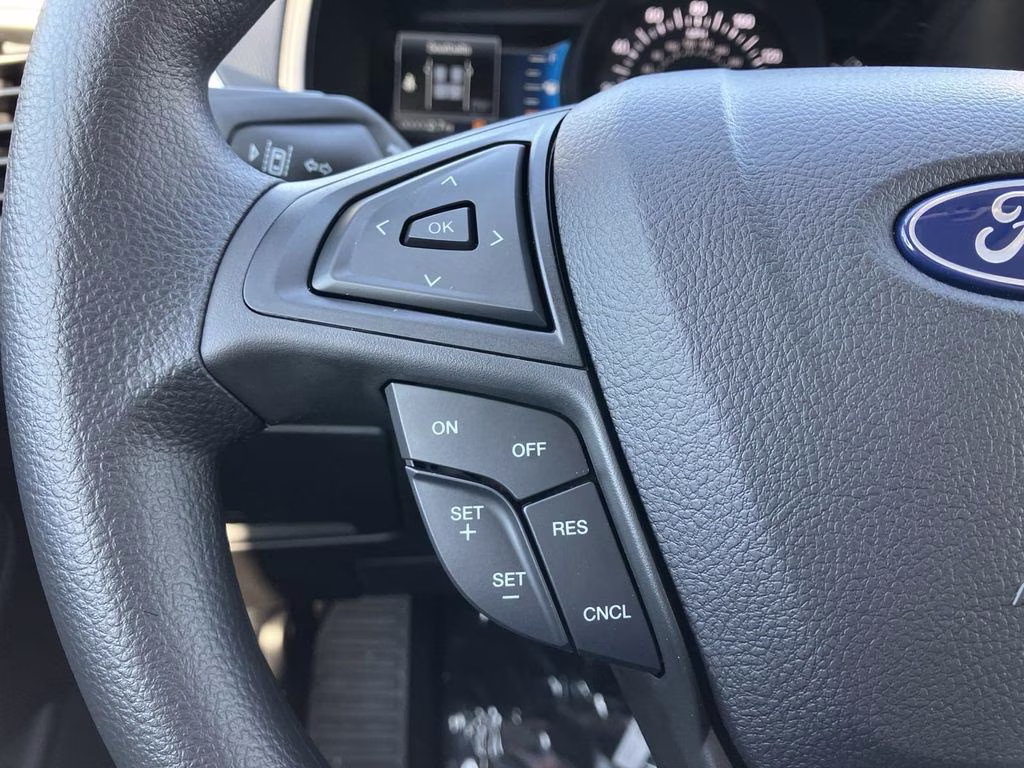 2024 Carbonized Gray Metallic Ford Edge SE AWD SUV
