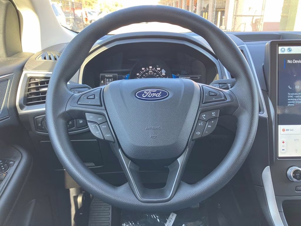 2024 Carbonized Gray Metallic Ford Edge SE AWD SUV