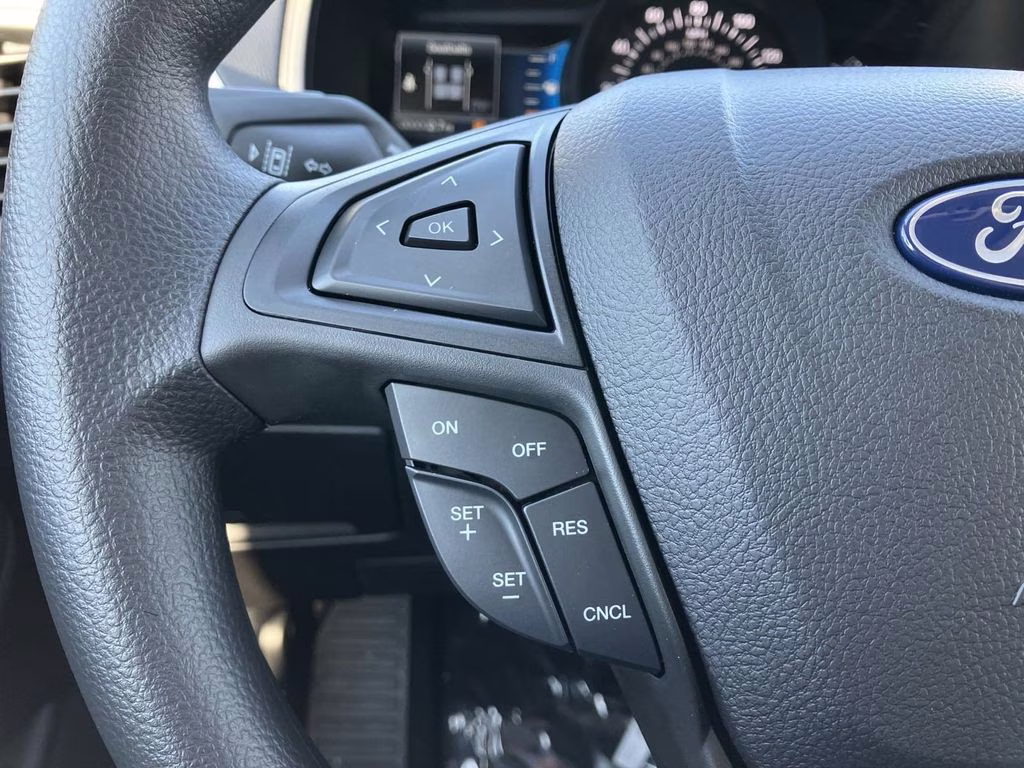 2024 Carbonized Gray Metallic Ford Edge SE AWD SUV