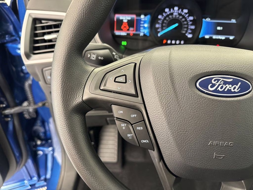 2024 Atlas Blue Metallic Ford Edge SE AWD SUV