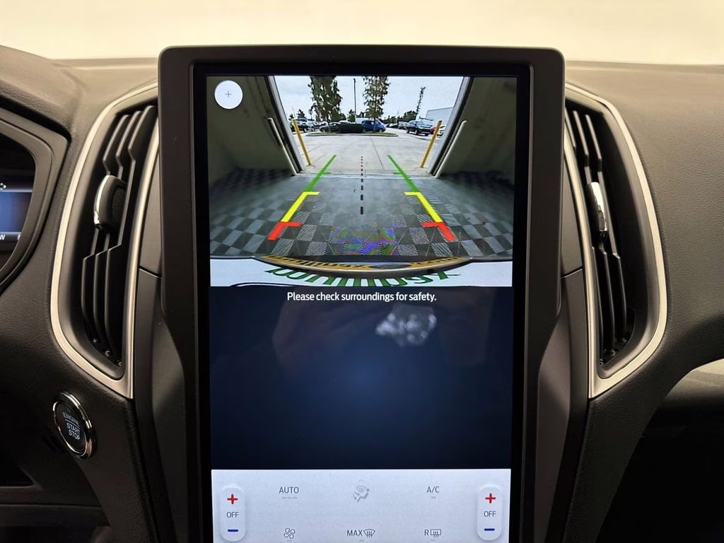 2024 Atlas Blue Metallic Ford Edge SE AWD SUV