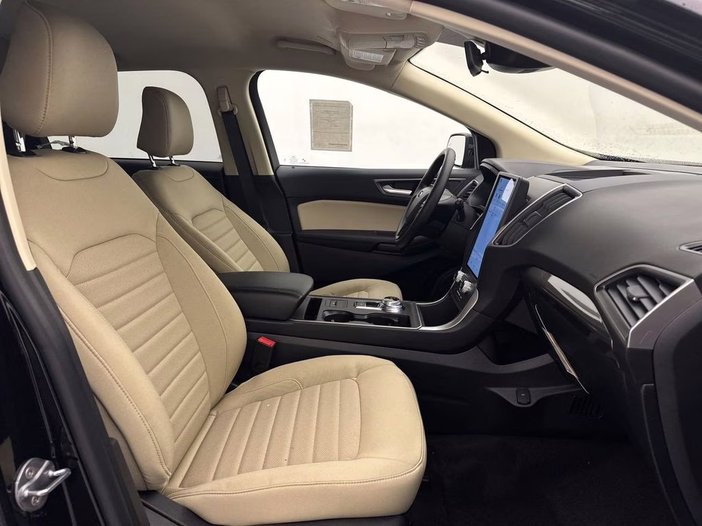 2024 Agate Black Metallic Ford Edge SE AWD SUV