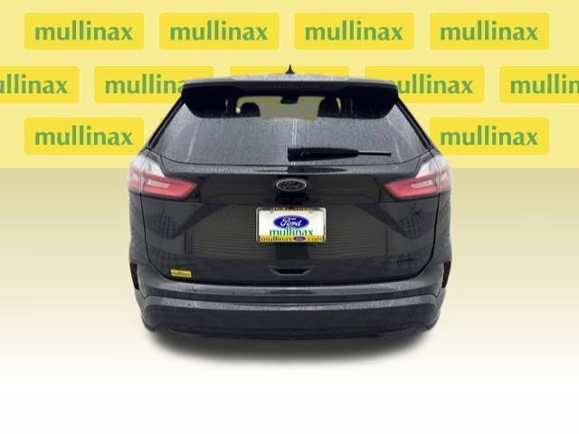 2024 Forged Green Metallic Ford Edge SE AWD SUV