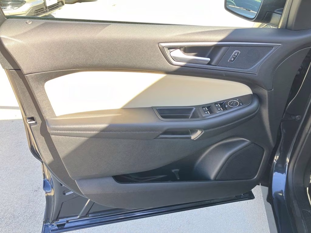 2024 Stone Blue Metallic Ford Edge SE AWD SUV