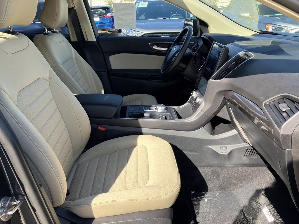 2024 Stone Blue Metallic Ford Edge SE AWD SUV