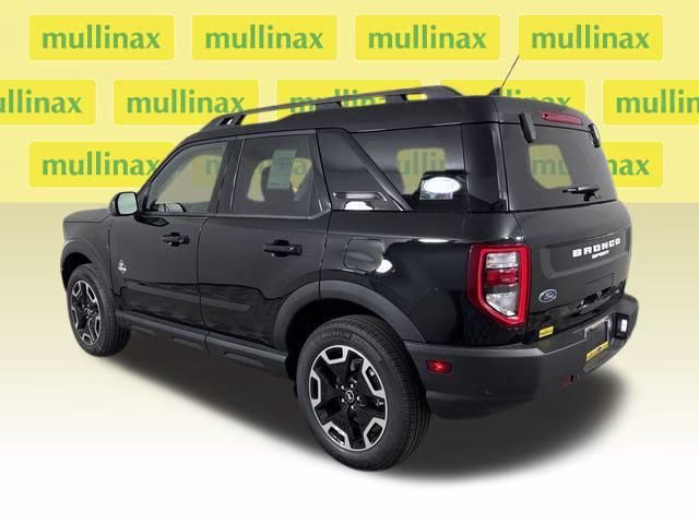 2024 Shadow Black Ford Bronco Sport Outer Banks 4X4 SUV