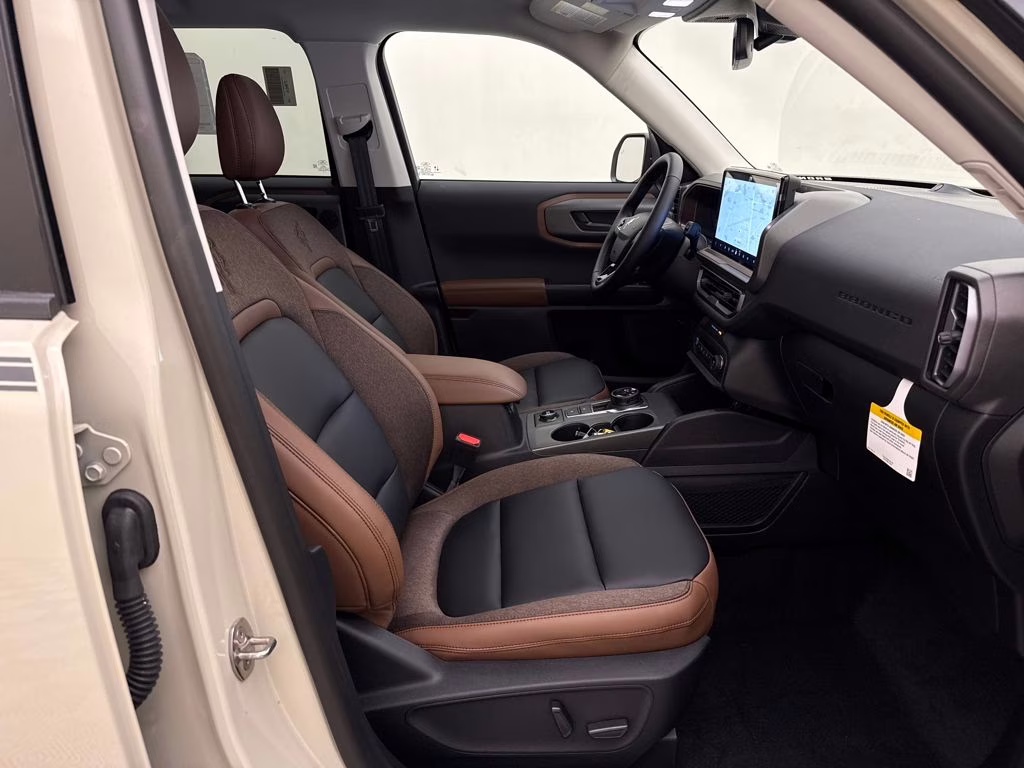 2025 Desert Sand Ford Bronco Sport Outer Banks 4X4 SUV