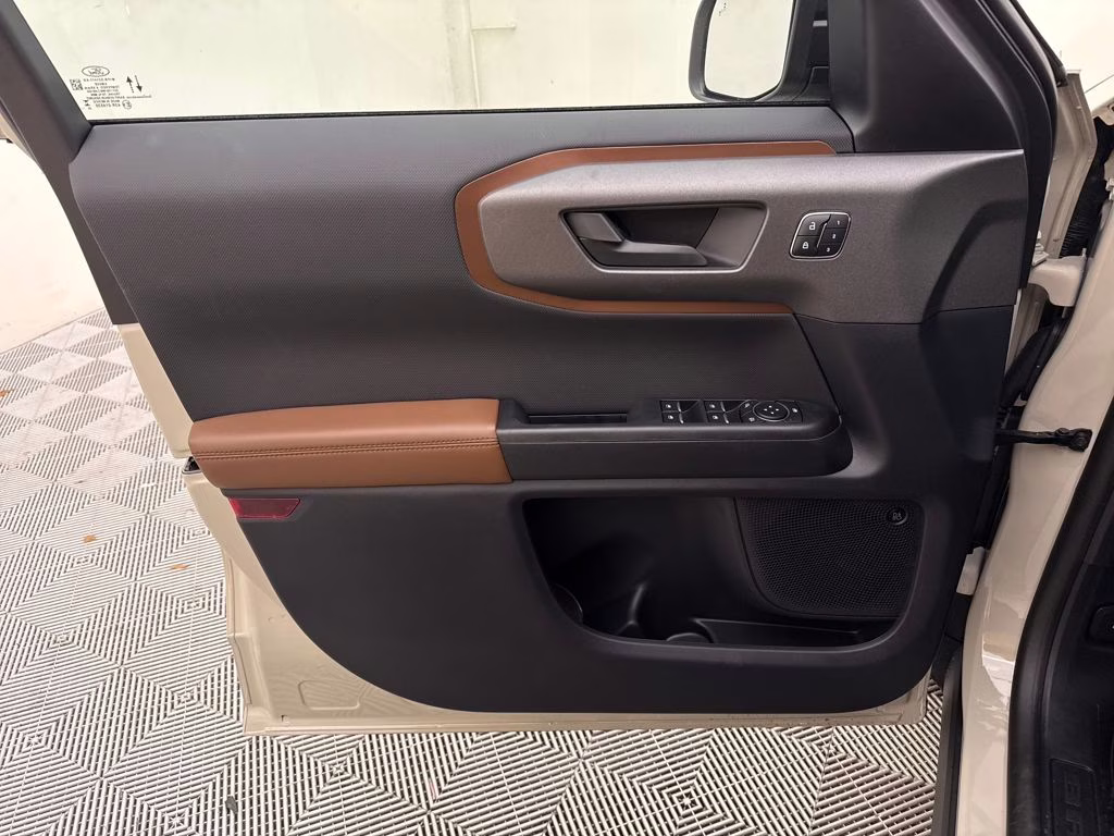 2025 Desert Sand Ford Bronco Sport Outer Banks 4X4 SUV