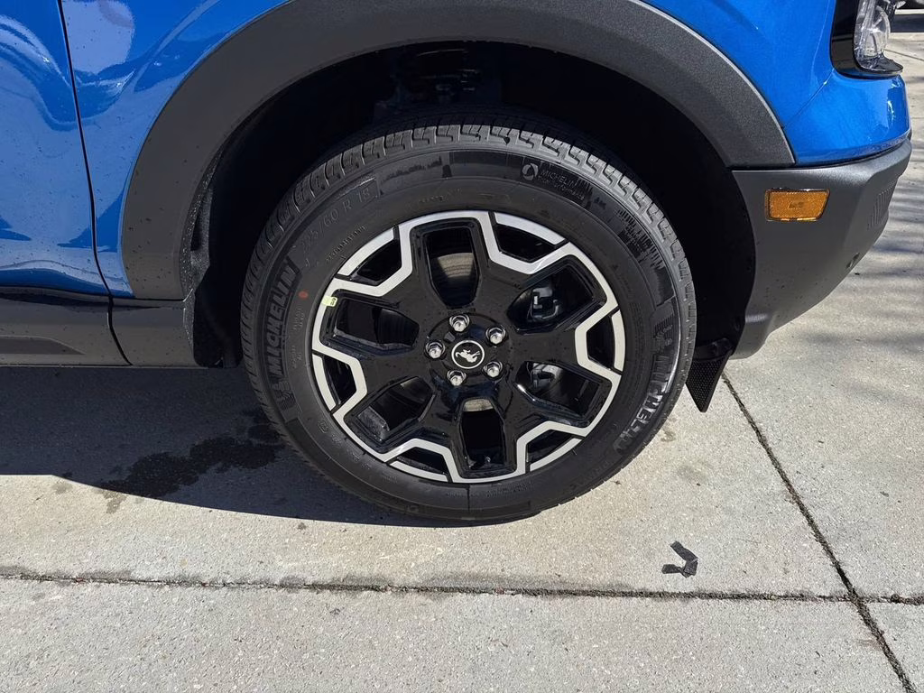 2025 Velocity Blue Metallic Ford Bronco Sport Outer Banks 4X4 SUV
