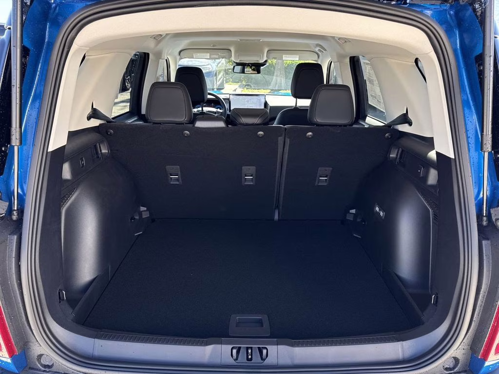 2025 Velocity Blue Metallic Ford Bronco Sport Outer Banks 4X4 SUV