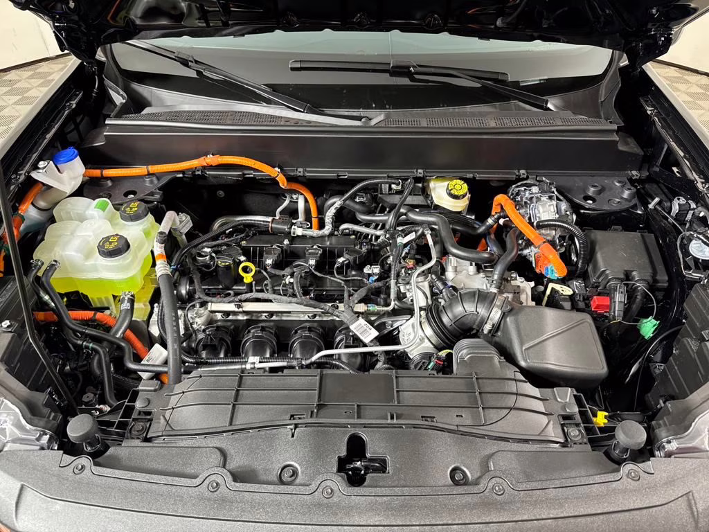 2025 Shadow Black Ford Maverick XLT FWD Truck