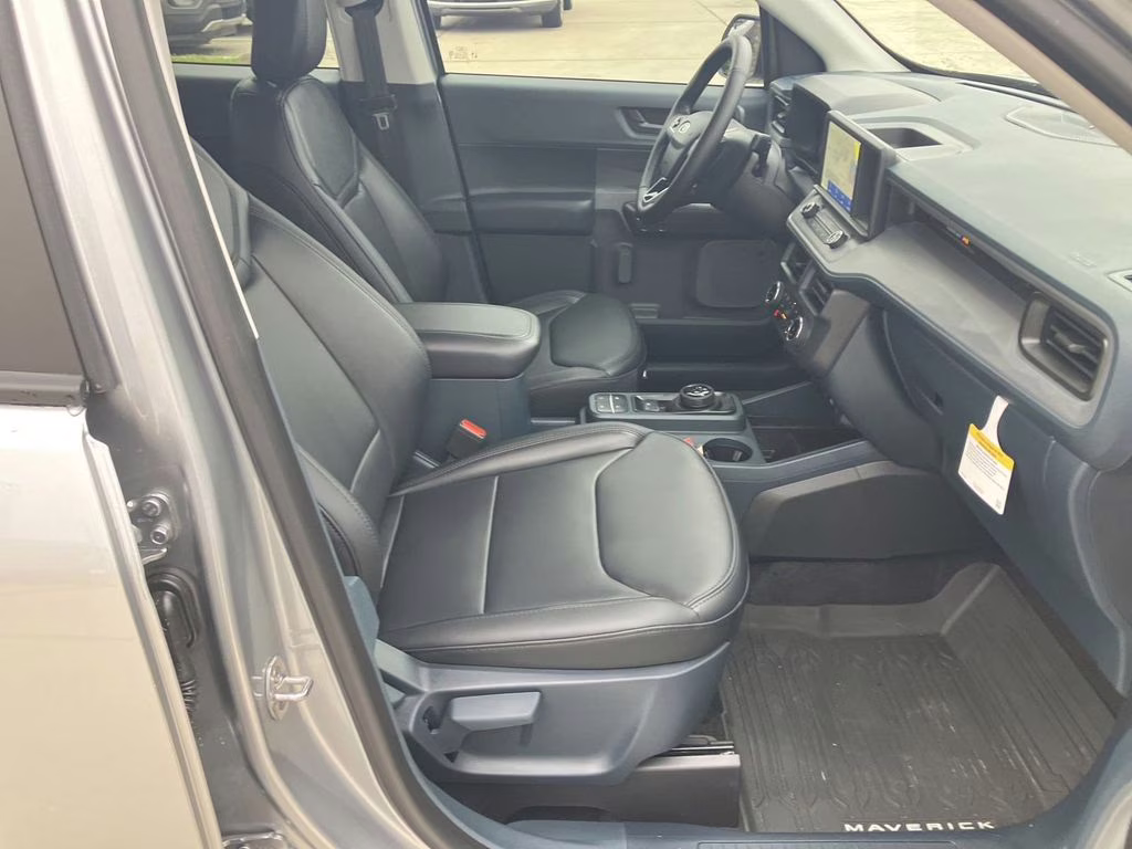 2024 Silver Metallic Ford Maverick Lariat AWD Truck