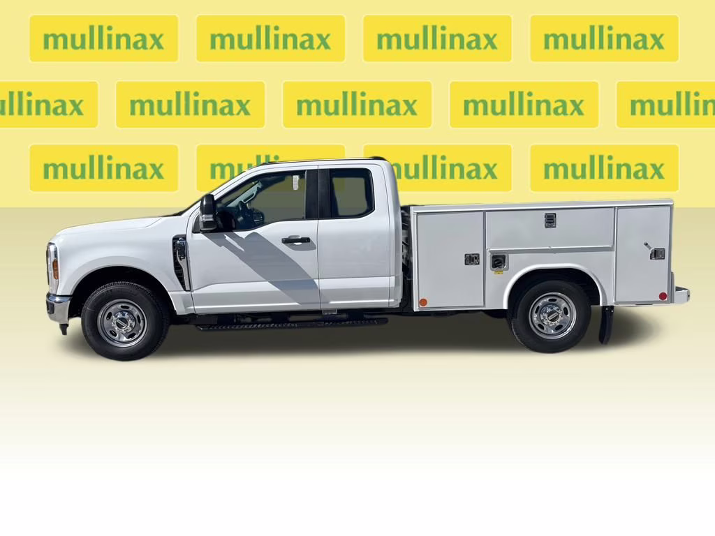 2026 Oxford White Ford Super Duty F-250 SRW XL RWD Truck