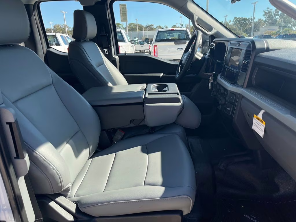 2026 Oxford White Ford Super Duty F-250 SRW XL RWD Truck