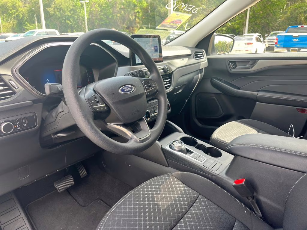 2026 Silver Metallic Ford Escape Active FWD SUV