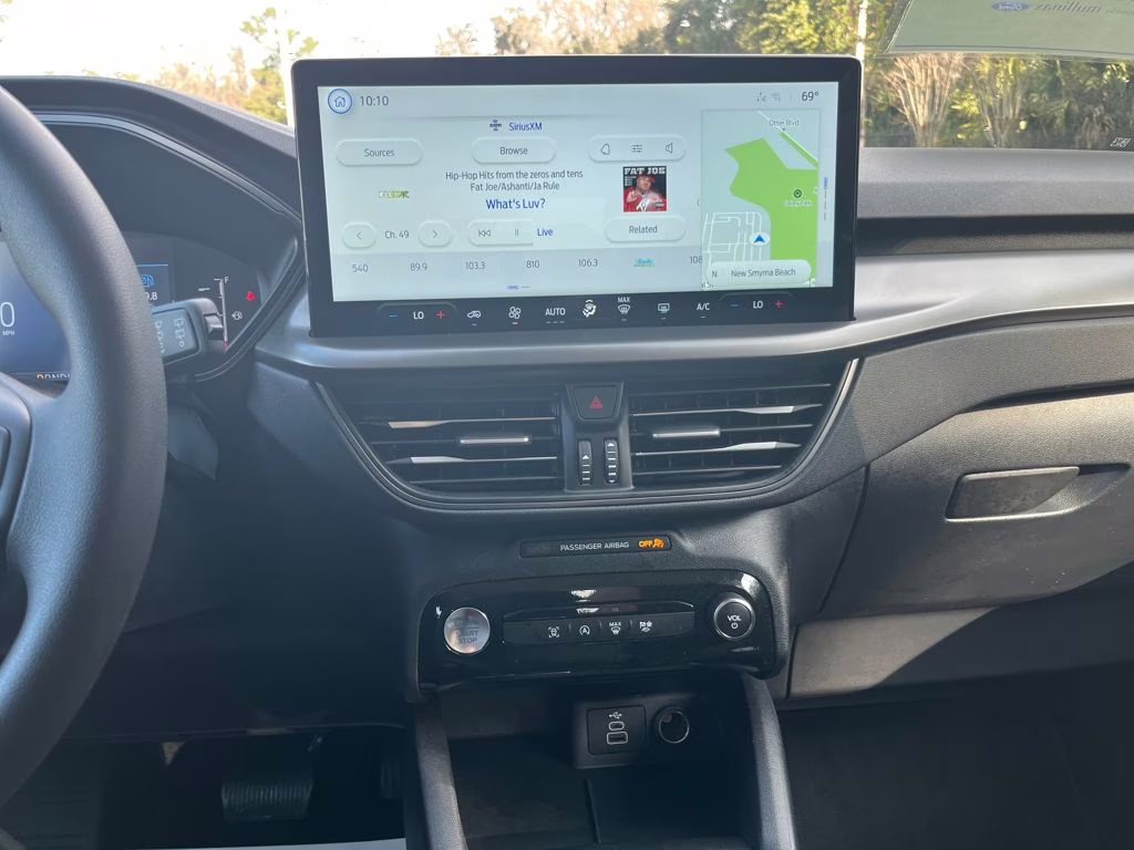 2026 Space Silver Metallic Ford Escape Active FWD SUV