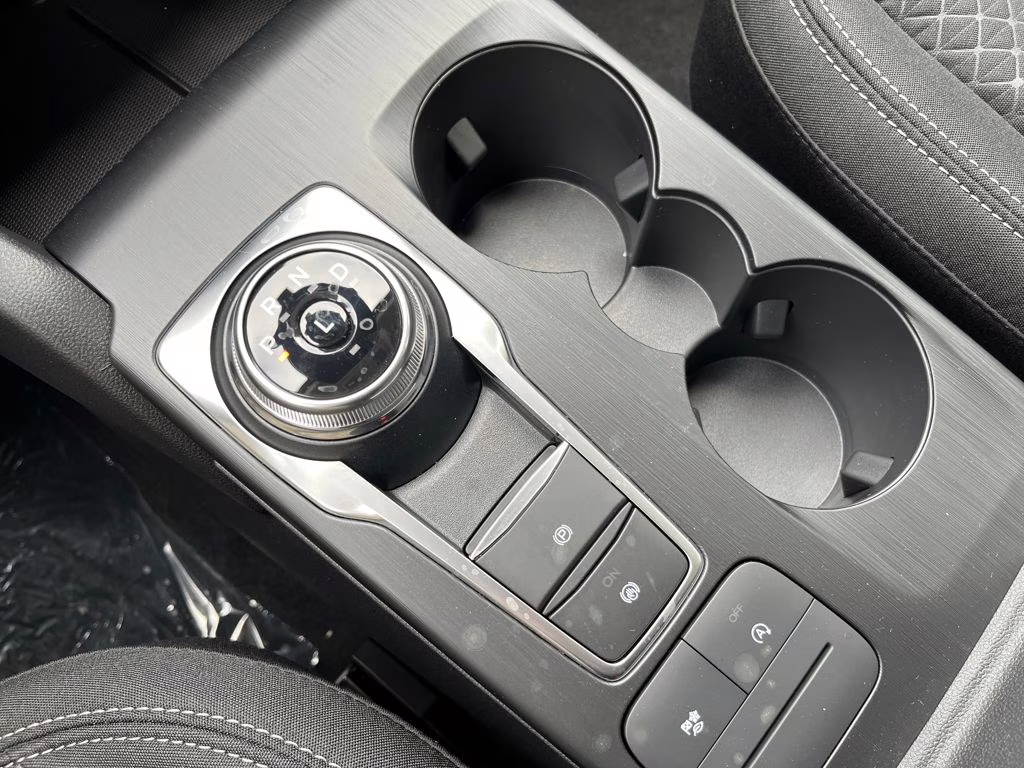 2026 Agate Black Metallic Ford Escape Active FWD SUV