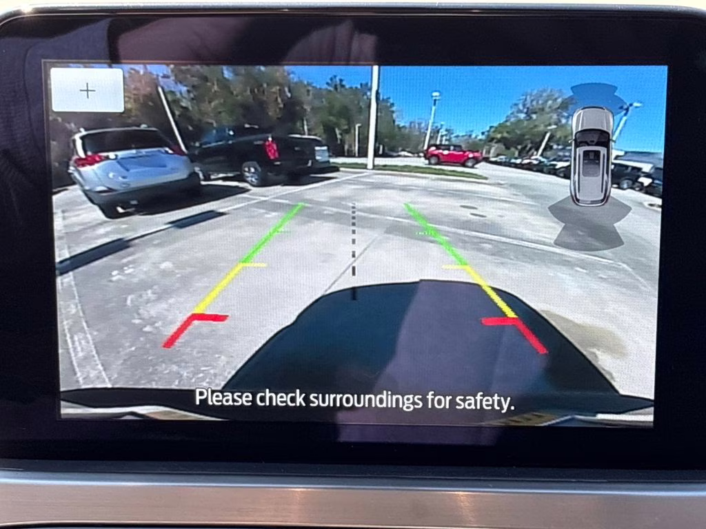 2022 Silver Metallic Ford Escape Plug-In Hybrid Titanium FWD SUV