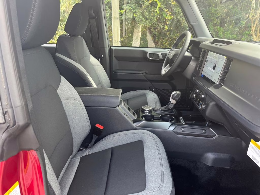 2025 Ruby Red Metallic Tinted Clearcoat Ford Bronco Base 4X4 SUV