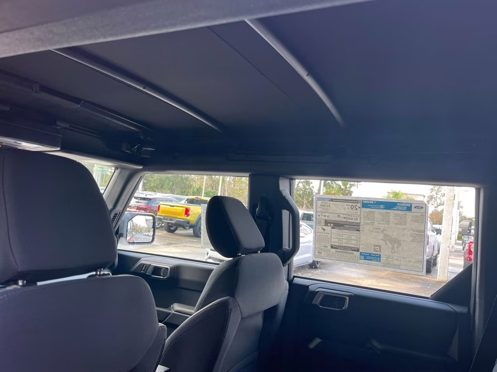 2025 Ruby Red Metallic Tinted Clearcoat Ford Bronco Base 4X4 SUV