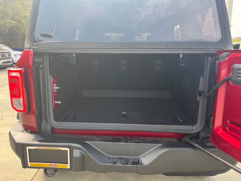 2025 Ruby Red Metallic Tinted Clearcoat Ford Bronco Base 4X4 SUV