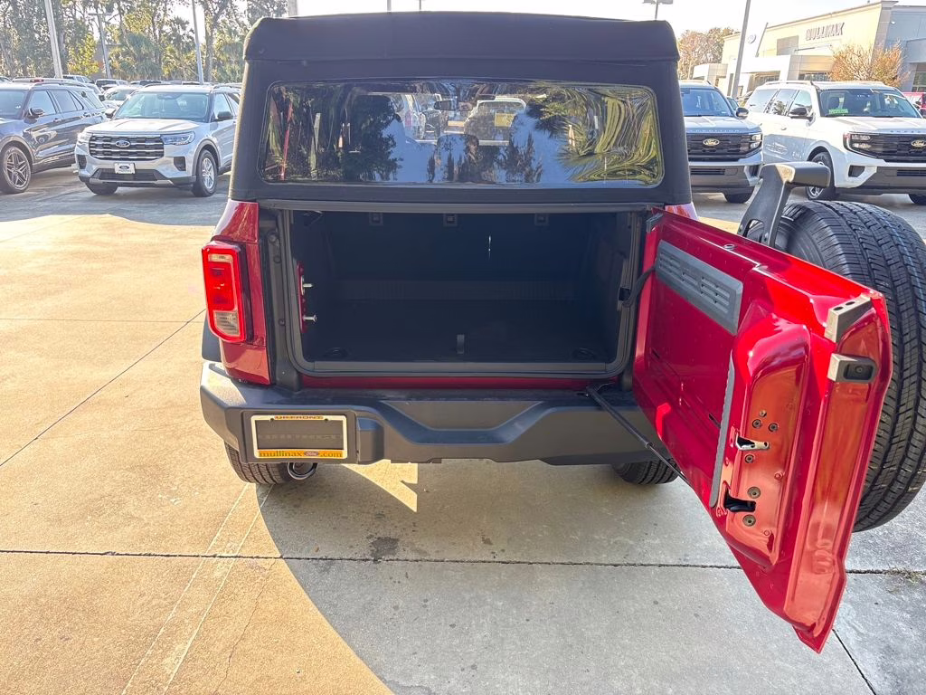 2025 Ruby Red Metallic Ford Bronco Base 4X4 SUV