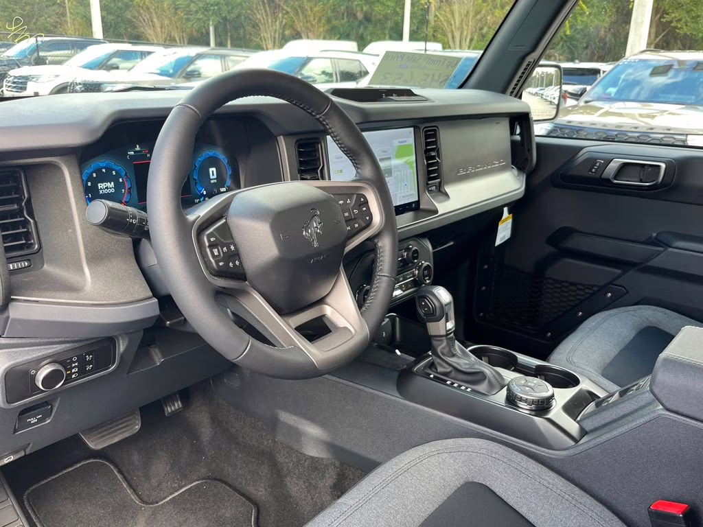 2025 Gray Metallic Ford Bronco Big Bend 4X4 SUV