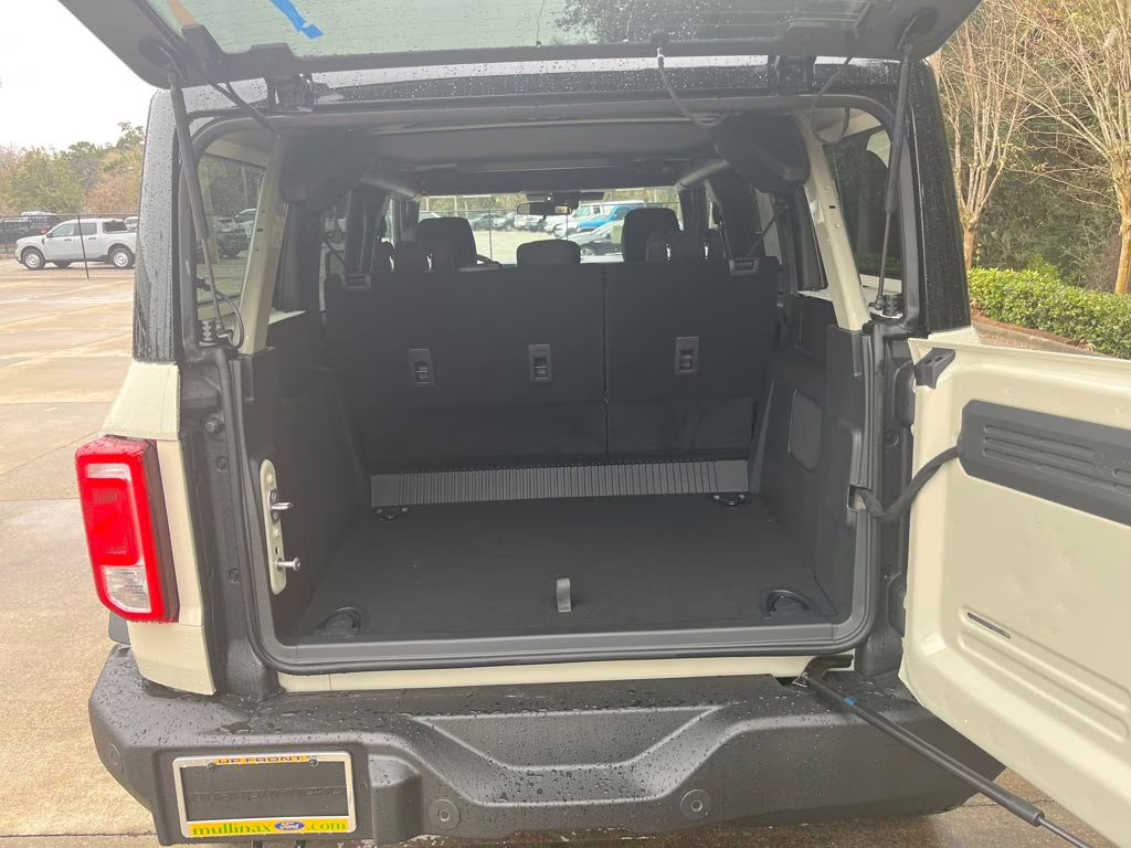 2026 Desert Sand Ford Bronco Big Bend 4X4 SUV