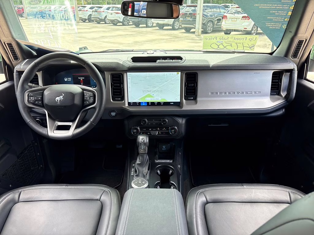 2025 Green Metallic Ford Bronco Outer Banks 4X4 SUV