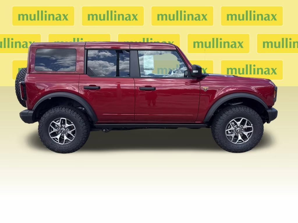 2025 Ruby Red Metallic Tinted Clearcoat Ford Bronco Badlands 4X4 SUV