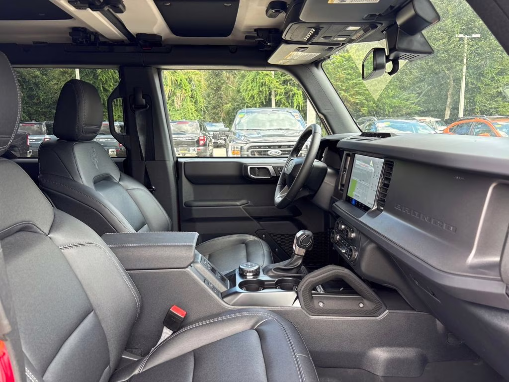 2025 Ruby Red Metallic Tinted Clearcoat Ford Bronco Badlands 4X4 SUV