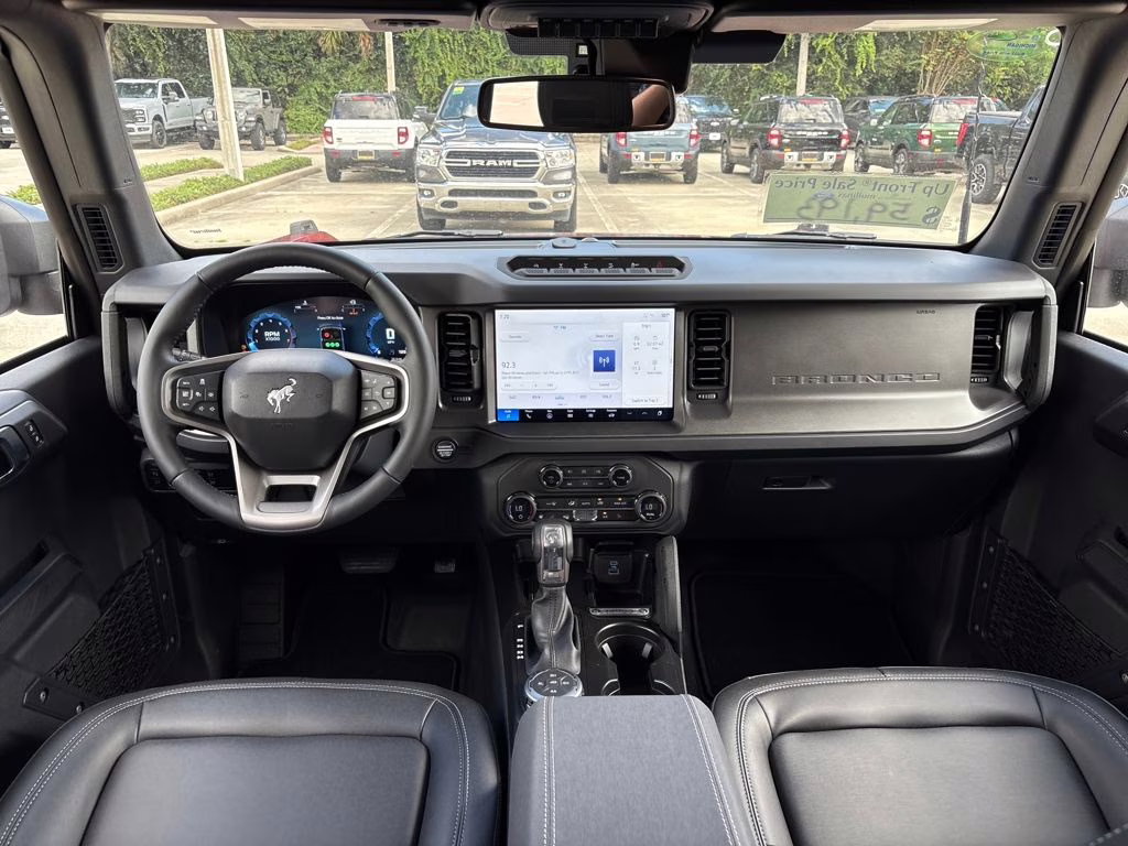 2025 Ruby Red Metallic Tinted Clearcoat Ford Bronco Badlands 4X4 SUV