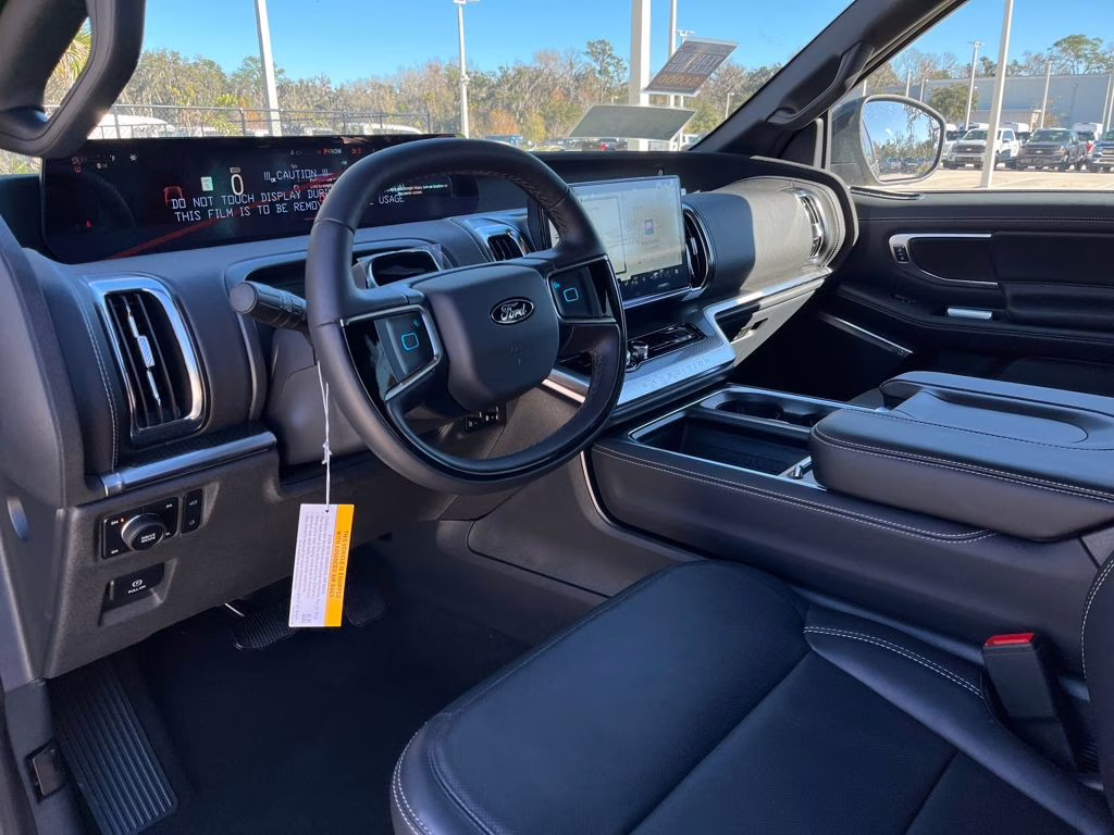 2025 Dark Matter Gray Metallic Ford Expedition Platinum 4X4 SUV