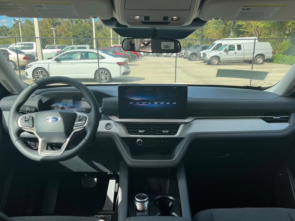 2026 Star White Metallic Tri-Coat Ford Explorer Active RWD SUV